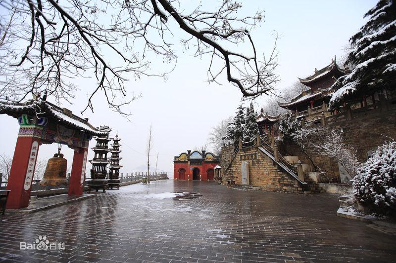 凤台小鱼网尚塘烧秆_凤台尚塘乡洗澡_江塘集中营洗澡在哪几