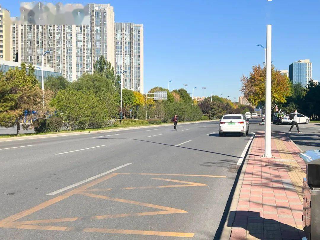 东建材到凤鸣路凤台路站_郑州火车站到东建材坐几路公交_重庆沙坪坝凤鸣山凤鸣路