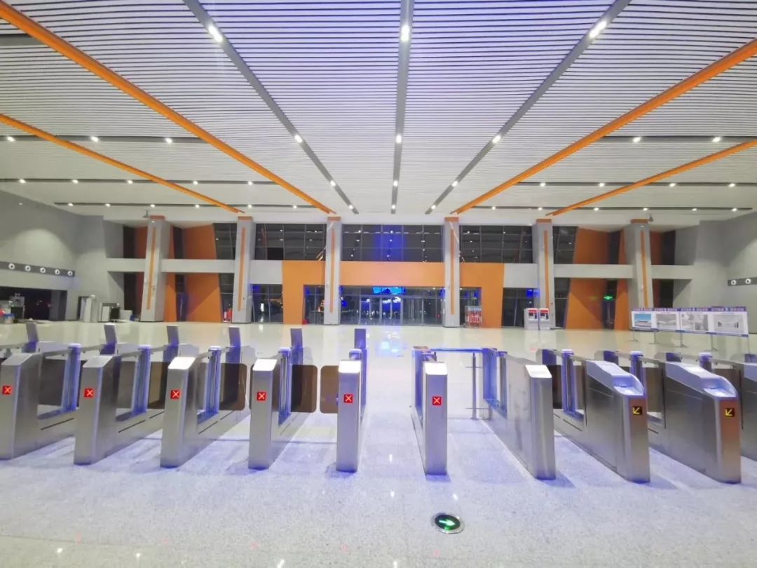 商杭高铁 凤台_商合杭高铁淮南南站站前广场_商合杭高铁凤台南站