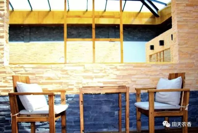 栖里凤台山庄_开发区栖里凤台山庄3期_栖山庄赛美蓉长相思白葡萄酒