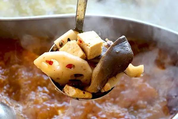 凤台香牌坊火锅_香牌坊火锅_老牌坊鱼豆花火锅官网