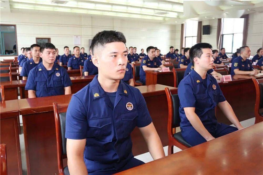 2023年淮南市消防救援支队政府专职消防员招聘33人公告(图2)