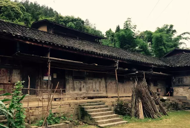 导航泰安市泰山区凤台村_凤台村_凤台南站离凤台多远