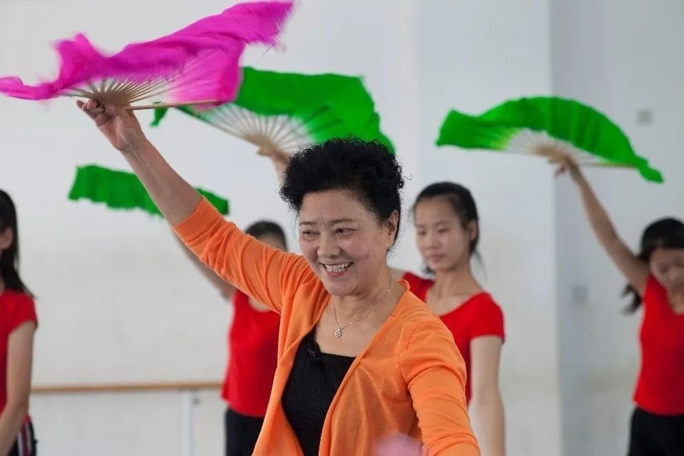 凤台花鼓灯_碟刹花鼓和v刹花鼓_购买威尔斯特死飞自行车倒刹花鼓死飞脚刹花鼓18孔