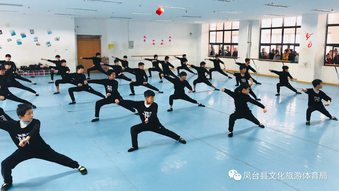 花鼓灯艺术学校_花鼓灯歌舞艺术_凤台花鼓灯艺术学校