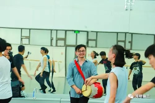 安徽省凤台花鼓灯_凤台花鼓灯舞蹈视频_凤台花鼓灯是安徽的吗