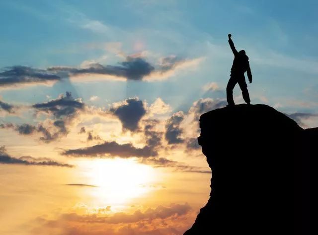 职场励志文章精选800字_职场励志文章_职场励志文章精选