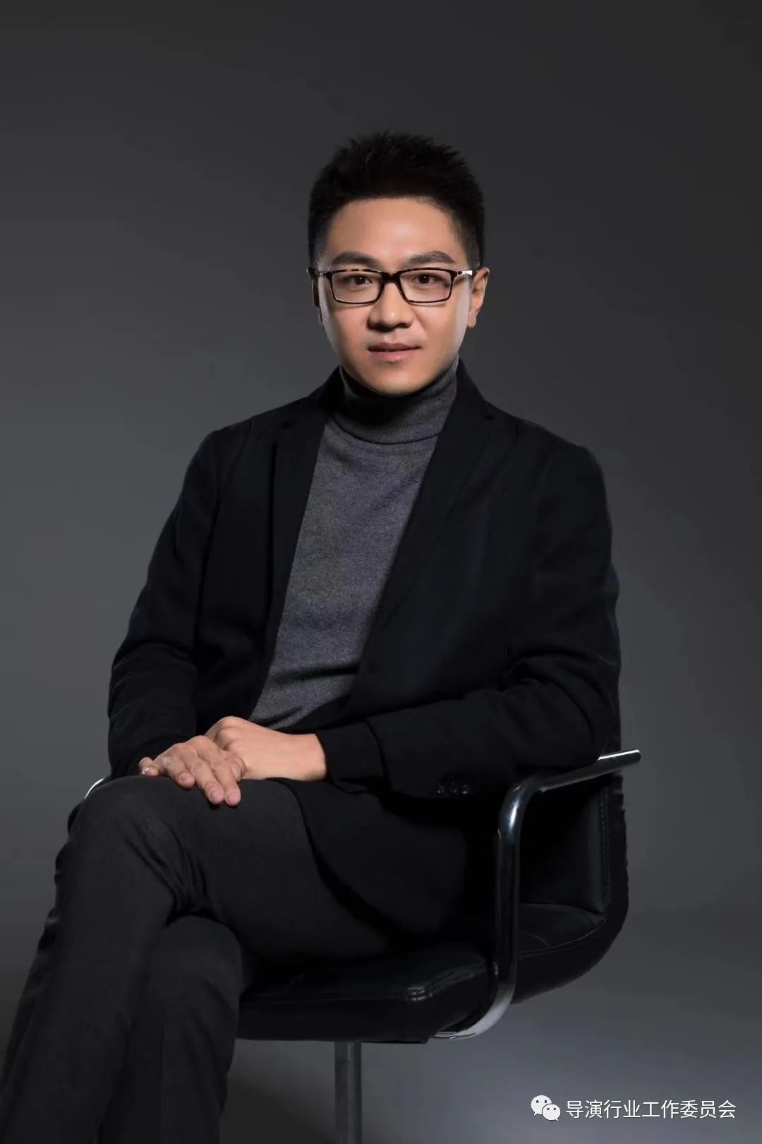 崔亮导演的38集电视连续剧《繁华似锦》(图2) 都市职场主题的网络小说_十大公认都市职场小说_都市职场小说