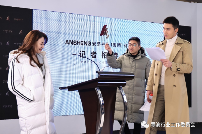 崔亮导演的38集电视连续剧《繁华似锦》(图6) 都市职场小说_都市职场主题的网络小说_十大公认都市职场小说