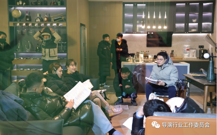 崔亮导演的38集电视连续剧《繁华似锦》(图9) 十大公认都市职场小说_都市职场主题的网络小说_都市职场小说