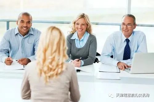 职场新人介绍自己怎么说_职场新人自我介绍_职场新人介绍ppt