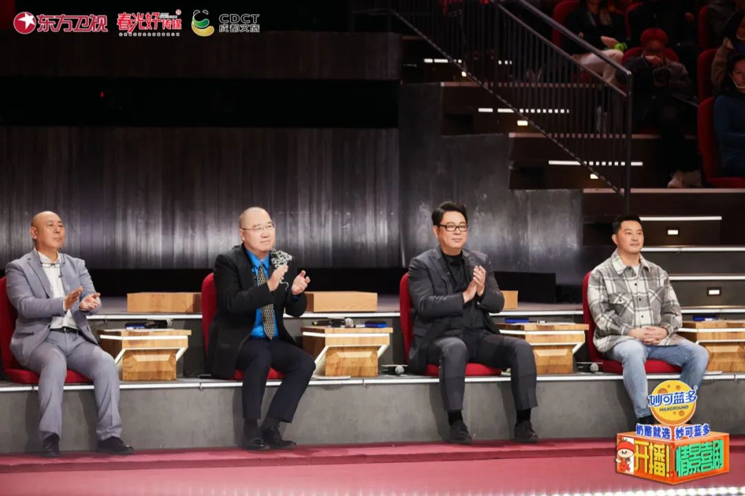 职场情景剧剧本范文简短_职场搞笑情景剧剧本_职场搞笑小剧本