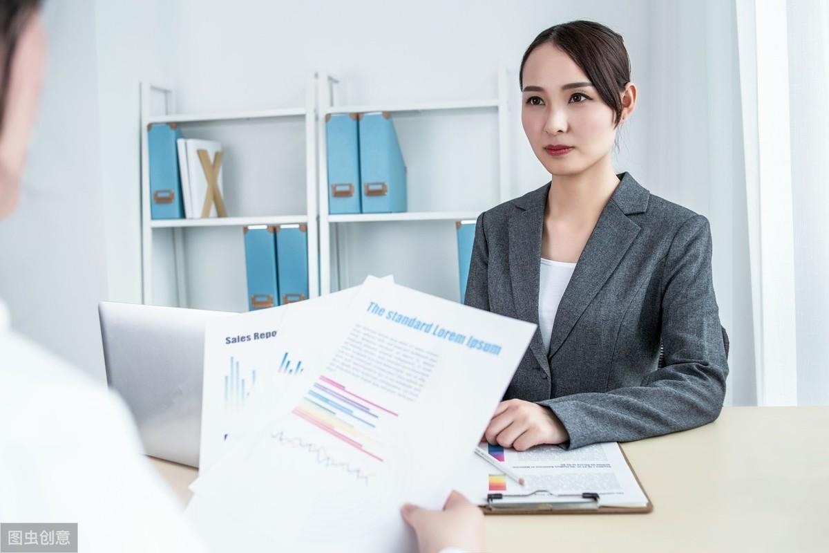 个人简历空白电子版_个人简历空白模板电子版免费_空白电子版简历