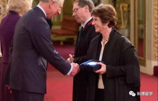 牛津大学800年历史上首位女性领导者——理查德森(图4) 牛津大学现任校长_牛津大学执行校长_牛津大学校长简历