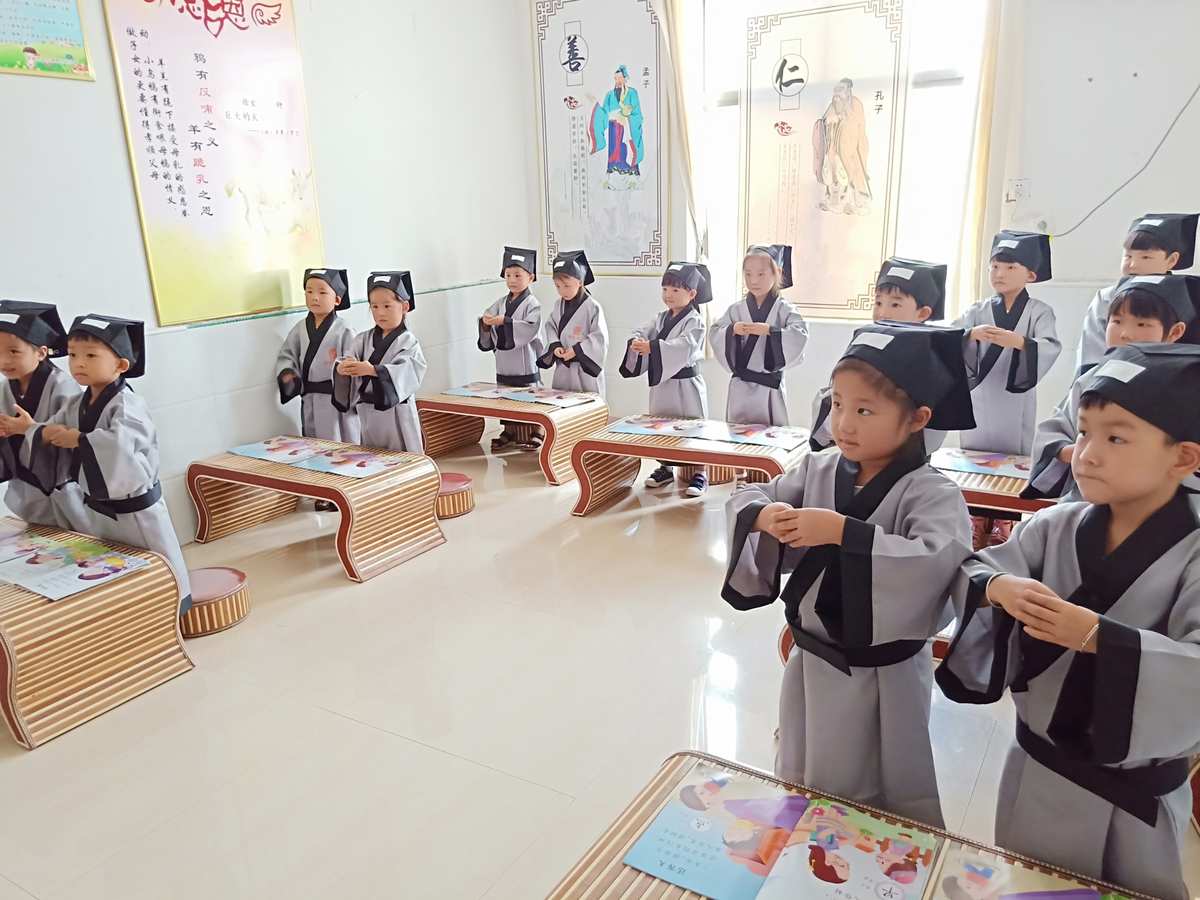 培训职场社交礼仪心得体会_培训职场社交礼仪内容_职场社交礼仪培训