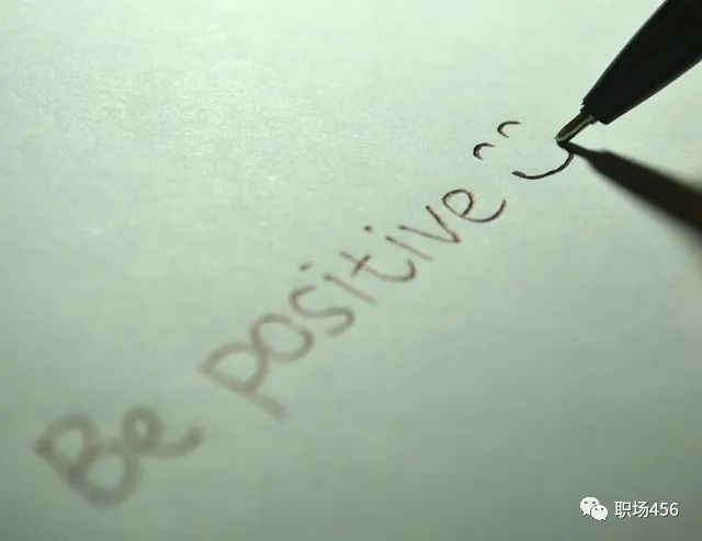 职场人际论文关系怎么写_职场中的人际交往论文_职场人际关系论文