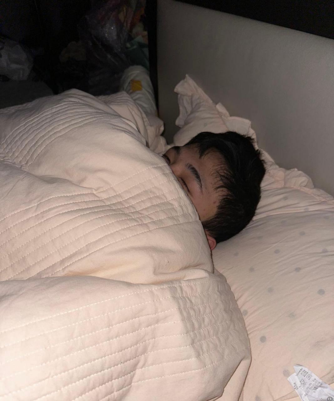 他喜欢用镜头捕捉生活中的点点滴滴(图17) 职场压力调查报告_职场压力调查问卷_职场压力调查