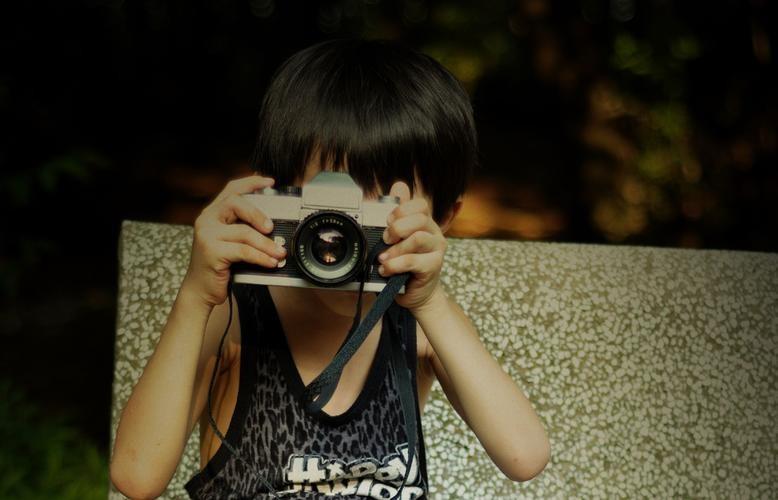 他喜欢用镜头捕捉生活中的点点滴滴(图5) 职场压力调查报告_职场压力调查_职场压力调查问卷