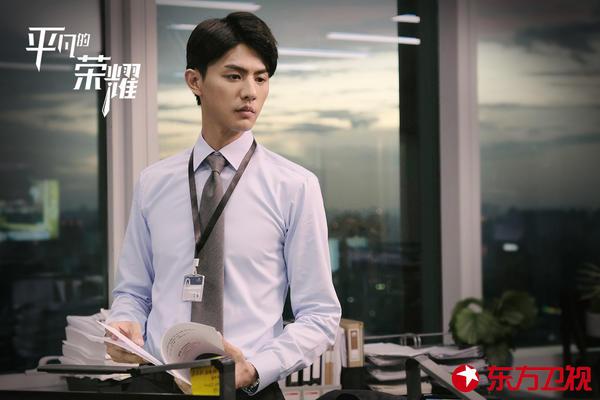 推荐些国内职场类电影_职场类的电视剧_女性职场类电视剧