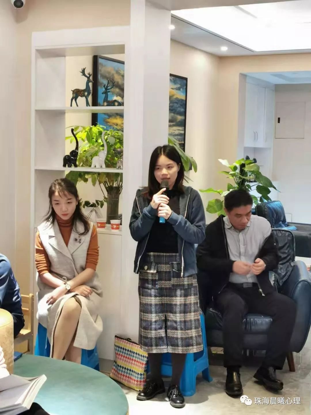 晨曦心理总部开展《愿生命从容》心灵悦读团体心理辅导活动(图17) 职场心理咨询主题_职场 心理咨询_职场心理咨询师电话