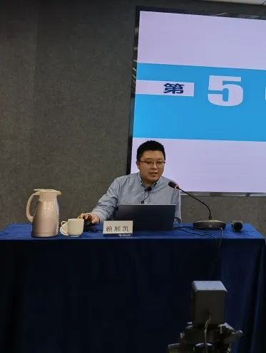 靖心健康:企业心理健康活动介绍-国内(图4) 职场情绪管理与压力调适_职场减压与情绪管理讲座感受_职场减压与情绪调适讲座