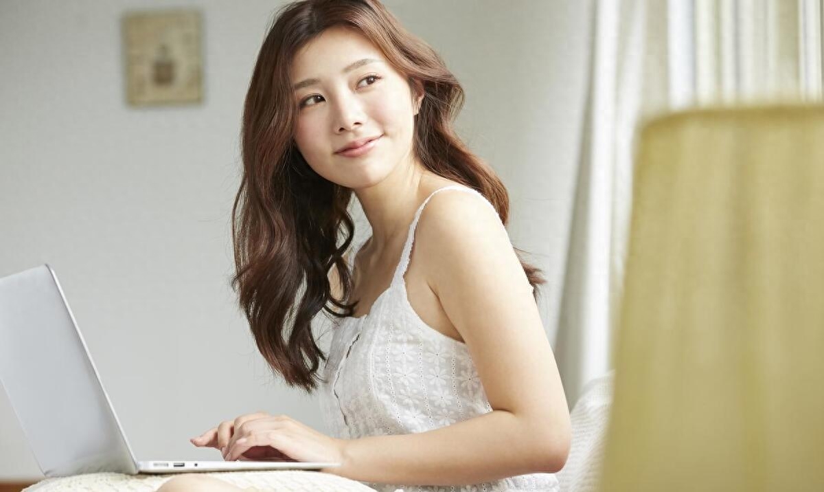 大龄离婚女征婚_大龄职场女青年_女职场职场恋爱中字版