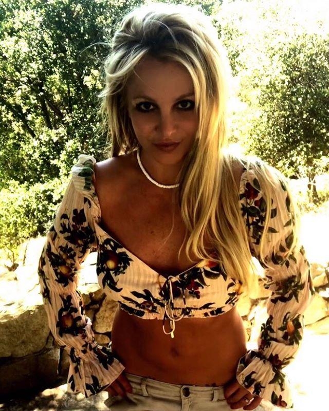 “小甜甜”布兰妮当年火遍全球,男友始终不离不弃(图4) 职场丽人图片_职场丽人是什么_职场丽人大变样