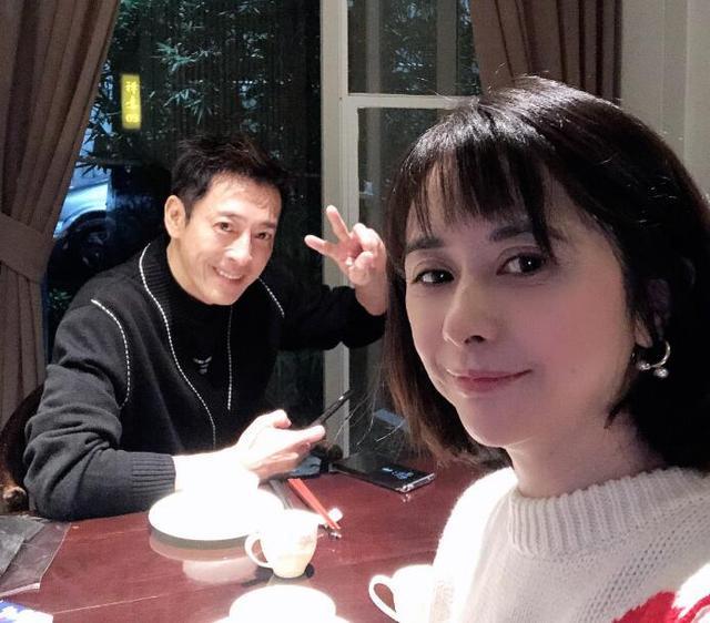 职场丽人衬衫_职场丽人大变样_职场丽人图片