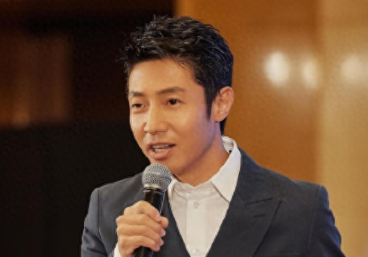 央视主持人撒贝宁简历_央视撒贝宁主持的节目_央视女主持叶迎春简历