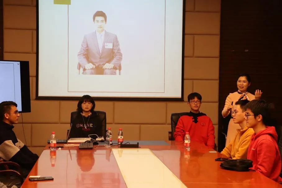 职场书籍礼仪心得体会_职场礼仪 书籍_职场书籍礼仪有哪些