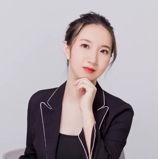 职场英语一级考多少分优秀_如何运用职场情商做优秀职业人_职场妈妈优秀