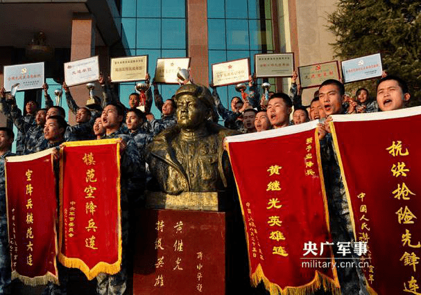 志愿模范事迹_模范功勋人物_中国人民志愿军英雄,模范和特等功臣名录简历