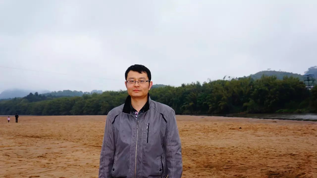 英语专业毕业生简历_美术生毕业创作类论文_音乐专业毕业生非格式简历