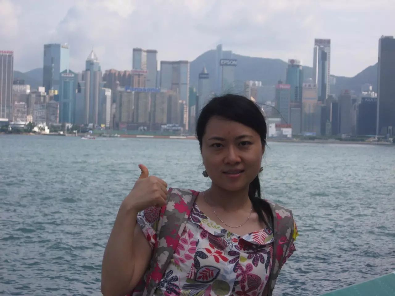 英语专业毕业生简历_美术生毕业创作类论文_音乐专业毕业生非格式简历