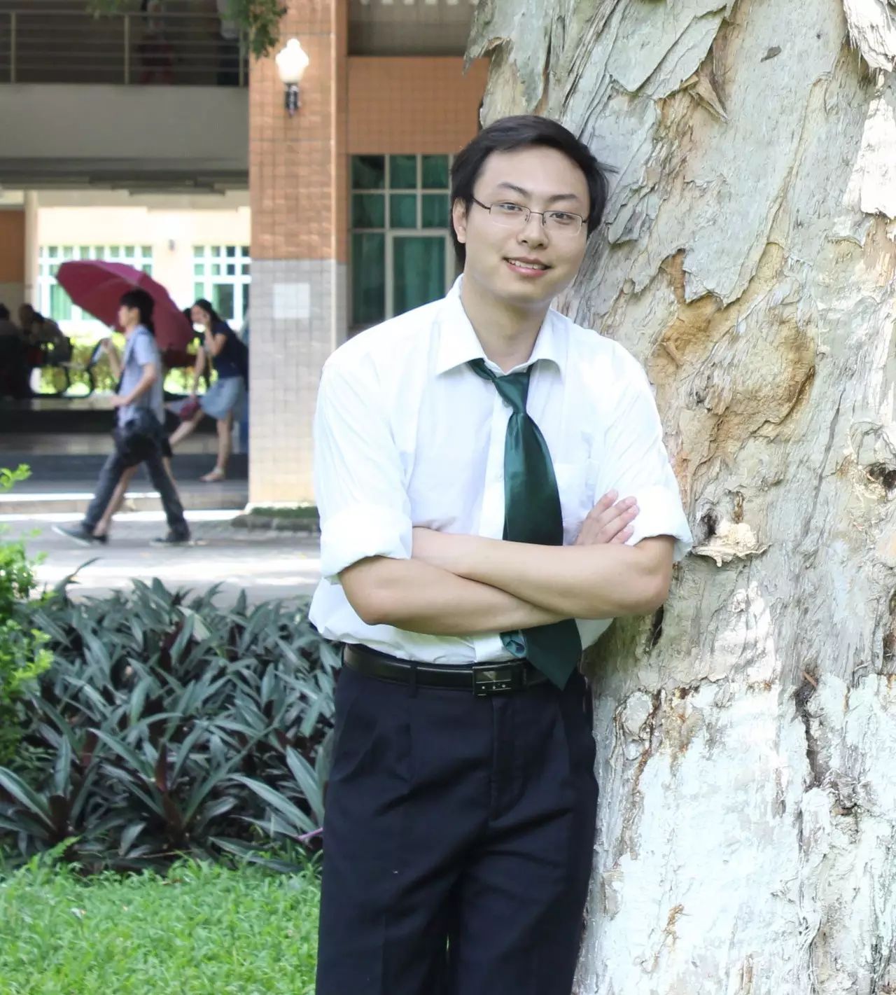 英语专业毕业生简历_美术生毕业创作类论文_音乐专业毕业生非格式简历