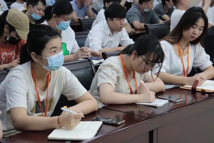 培训职场技巧沟通的重要性_培训的沟通技巧_职场沟通技巧培训