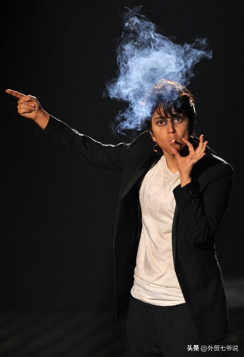 职场服饰搭配论文_服装搭配论文摘要_服装搭配论文题目