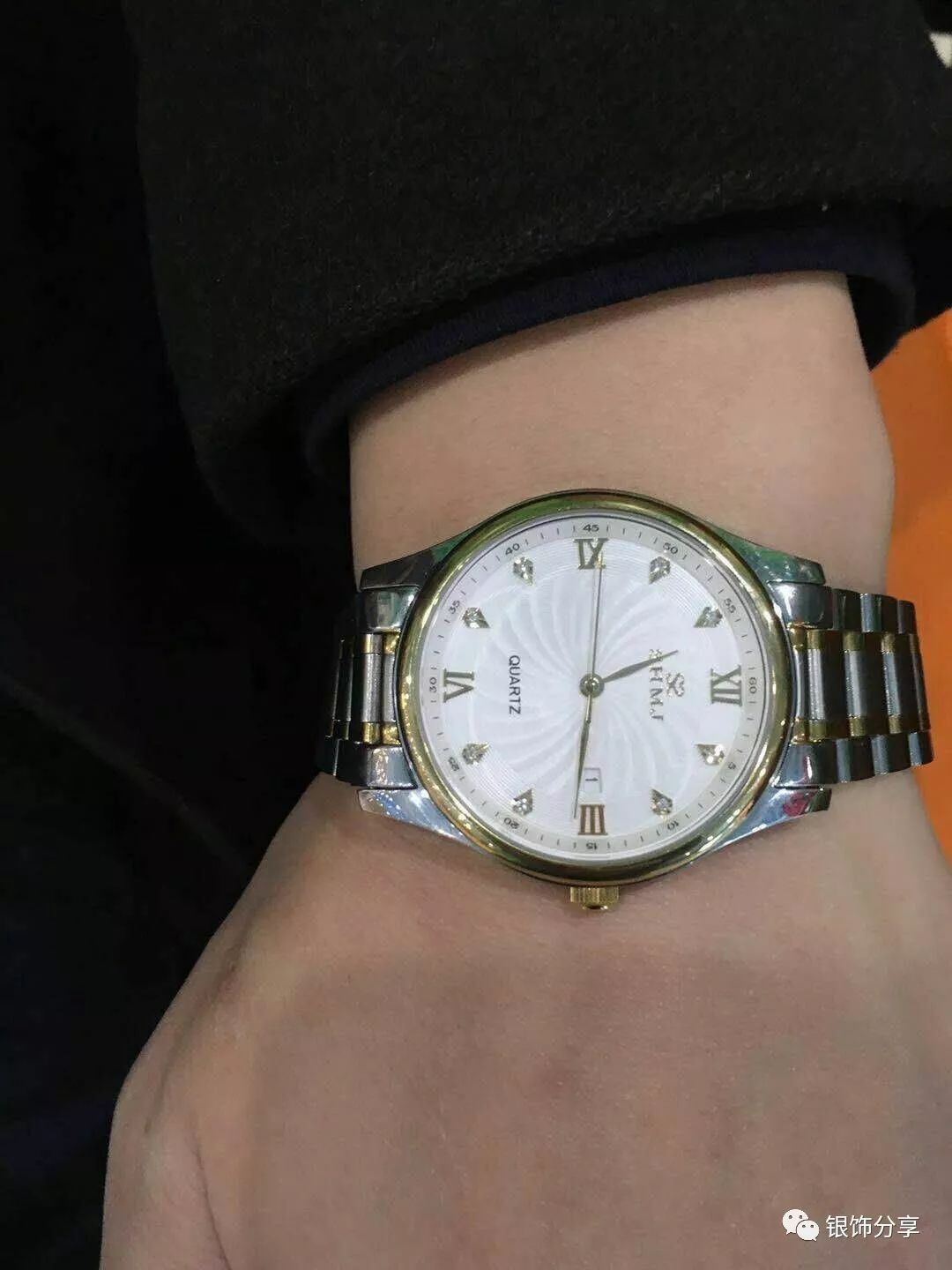 职场手表左手右手男人应该戴吗_职场男人手表应该左手还是右手_手表左手和右手佩戴有什么区别