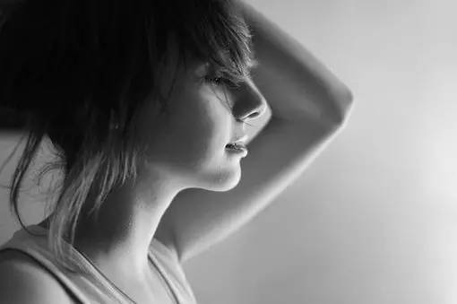 赢在职场:做不可替代的员工_职场取代别人位置叫什么_员工替代性