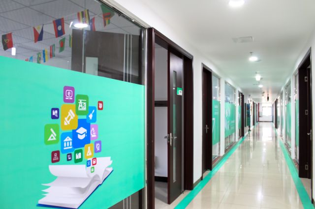 招聘英语国际韦博老师_韦博国际英语在线课程_韦博国际英语招聘