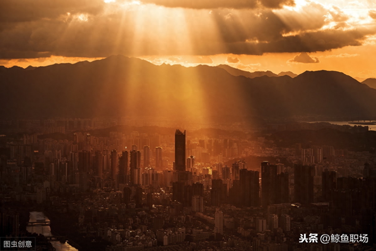 职场中的榜样_职场榜样人物事迹材料_职场好榜样