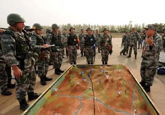 职场生存法则20条_职场生存法则的说说_职场生存法则文案