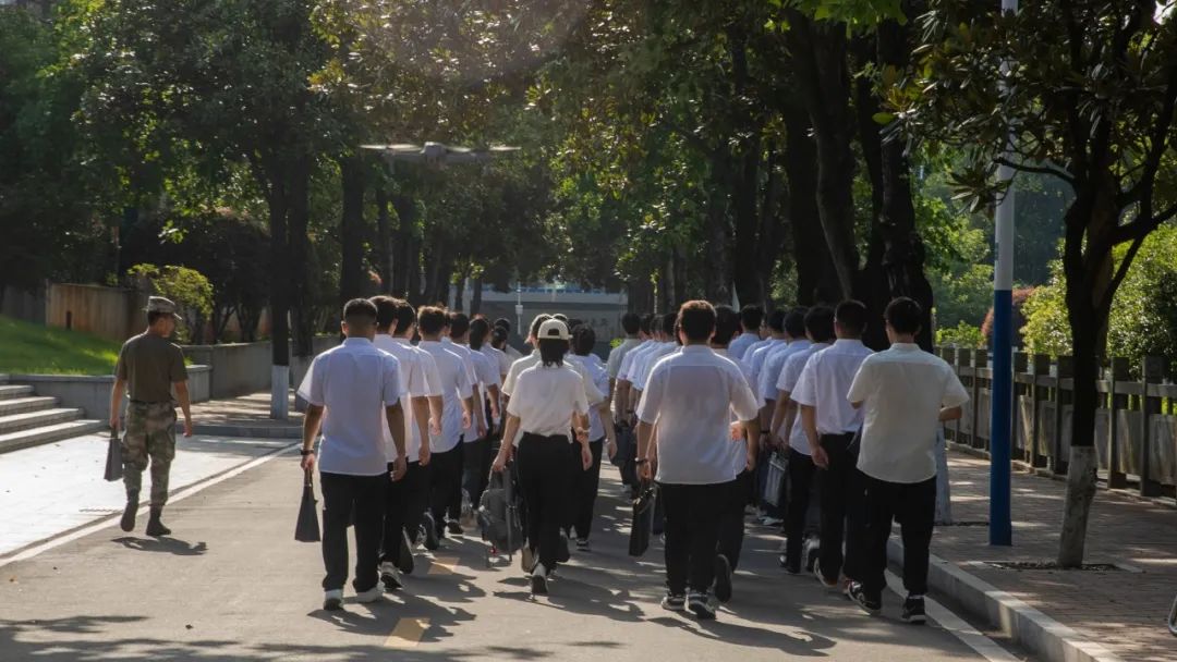 职场培训讲师_职场培训是什么意思_职场培训师