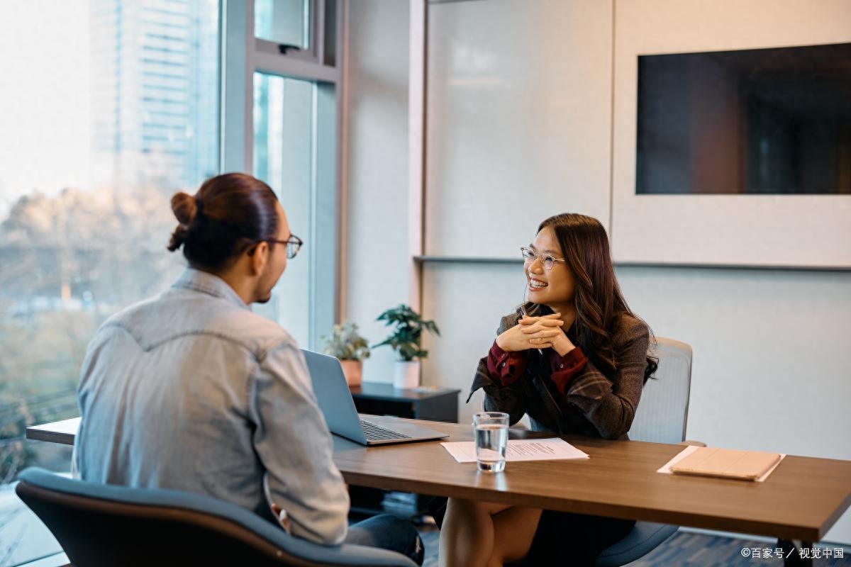 职场情景模拟面试题_职场情景模拟题目_职场模拟面试情景题目