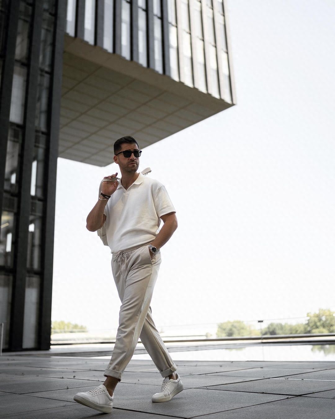夏季职场男穿衣搭配技巧_夏季职场男装搭配_职场穿搭男夏季