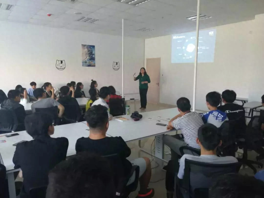 简历做假算违法嘛_简历怎么做_简历做好后应该用什么格式保存