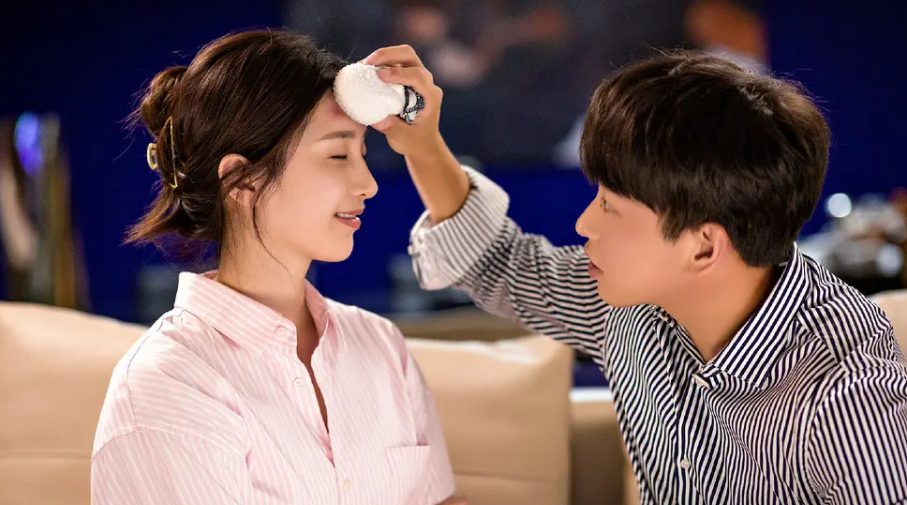 小说剧 职场女人_职场女主角_职场经典小说