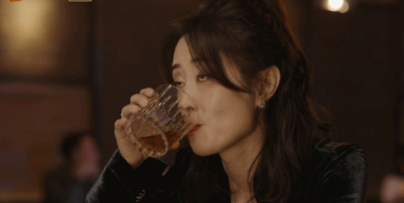 小说剧 职场女人_职场经典小说_职场女主角