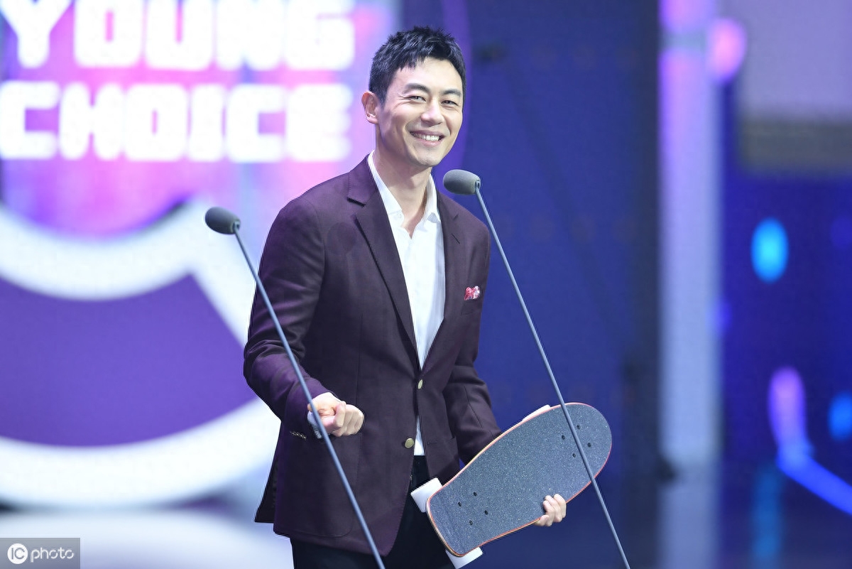 职场综艺节目2021_电视职场真人秀节目_职场真人秀综艺