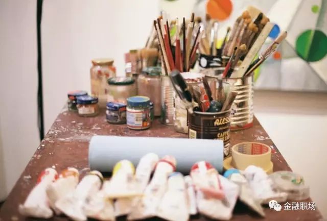 职场道理故事大小比较_职场小故事大道理全集_职场小故事大道理